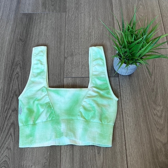 Free People Other - Free People Movement Square Neck Good Karma Bra In Electric Pistachio Size M/L